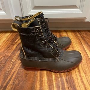 L.L.Bean Women's‎ Boots, 8" Bison